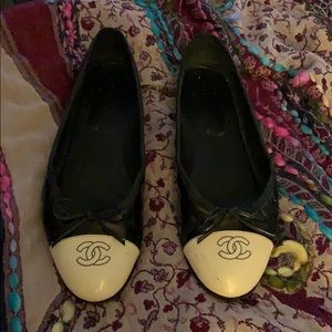 Chanel two-tone ballet flats size 41